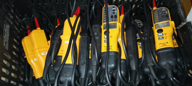 1PC Fluke T130 Voltage Continuity Tester 2-Pole Electrical Probe VDE Certified