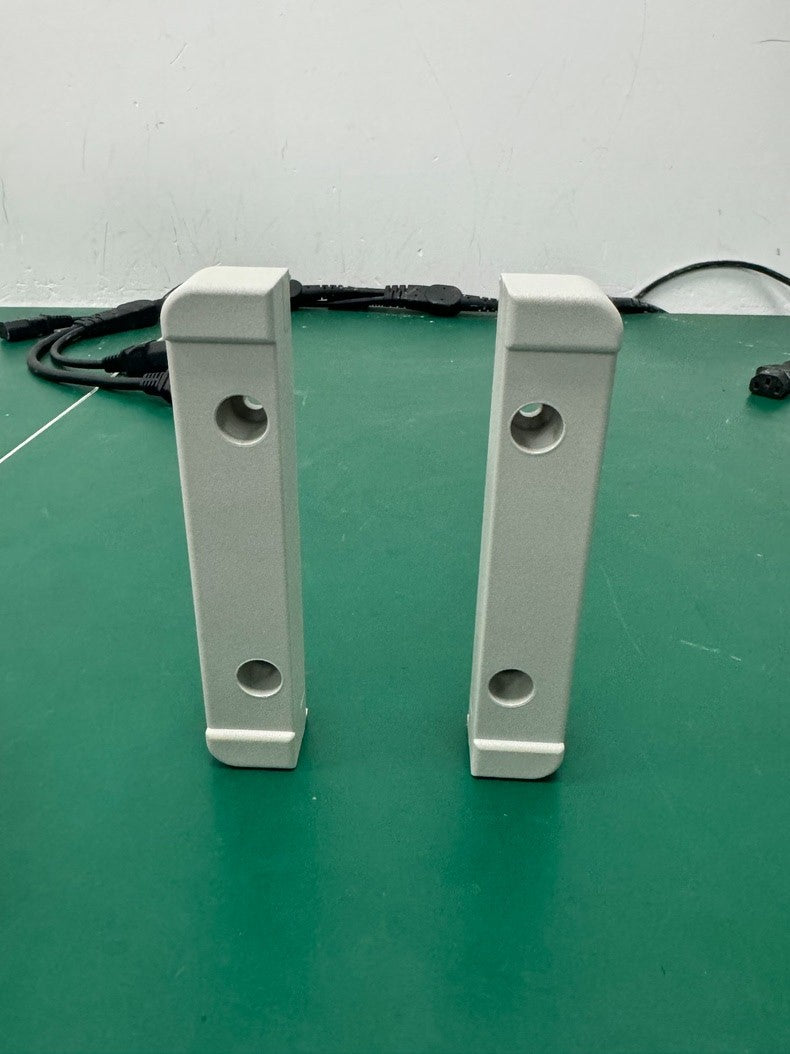 1Pair New Rear Feet Bracket For Wavetek Fluke 9500B 9100 Instrument Frame Stand