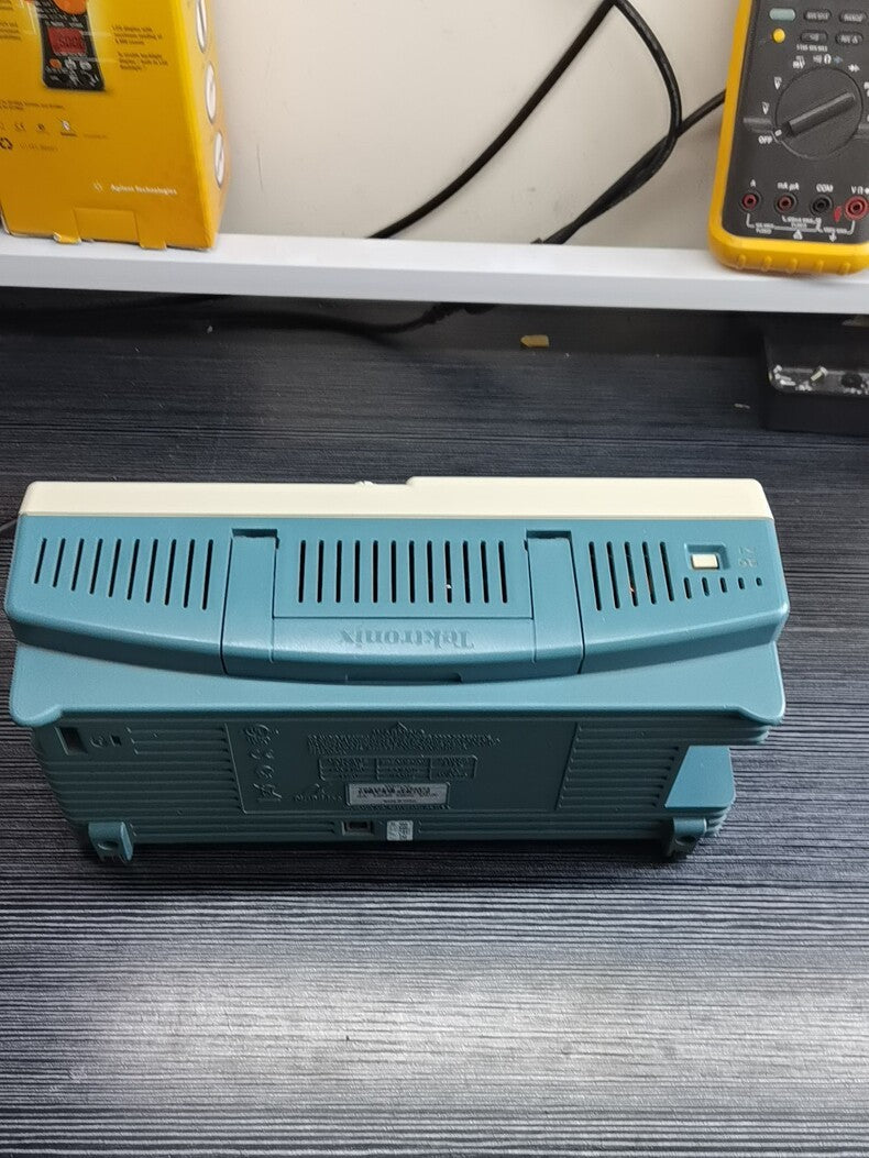 Used Tektronix TDS2022B 200MHz 2CH Digital Oscilloscope