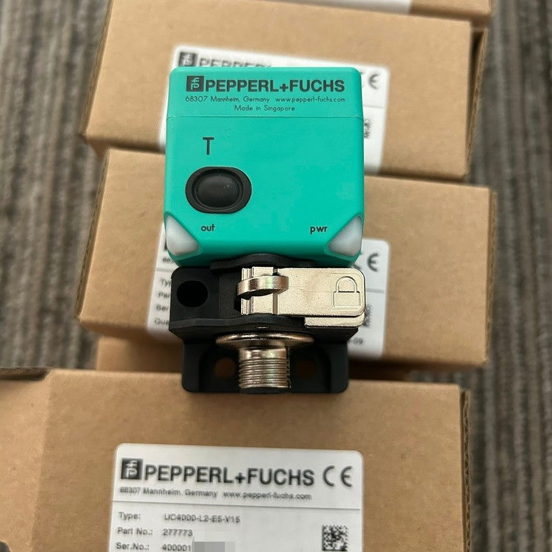 1PC New Pepperl-Fuchs UC4000-L2-E5-V15 Ultrasonic Sensor Original Sealed Box