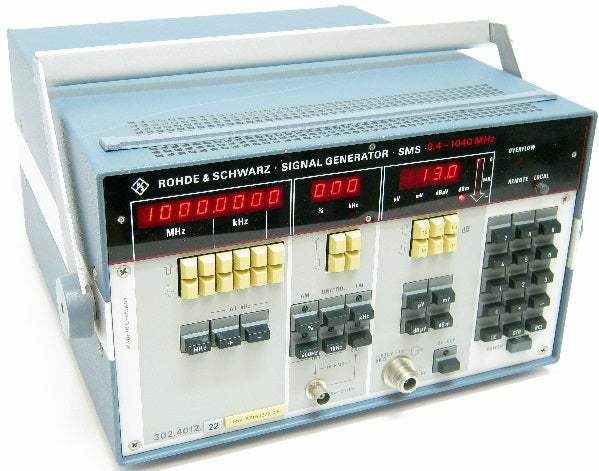 Rohde & Schwarz SMS RF Signal Generator (Used)
