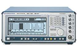 Rohde & Schwarz SMIQ04 RF Signal Generator (Used)