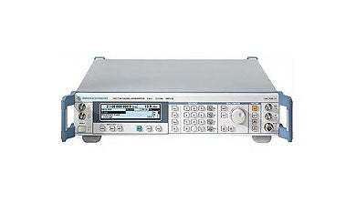 Rohde & Schwarz SML03 RF Signal Generator (Used)