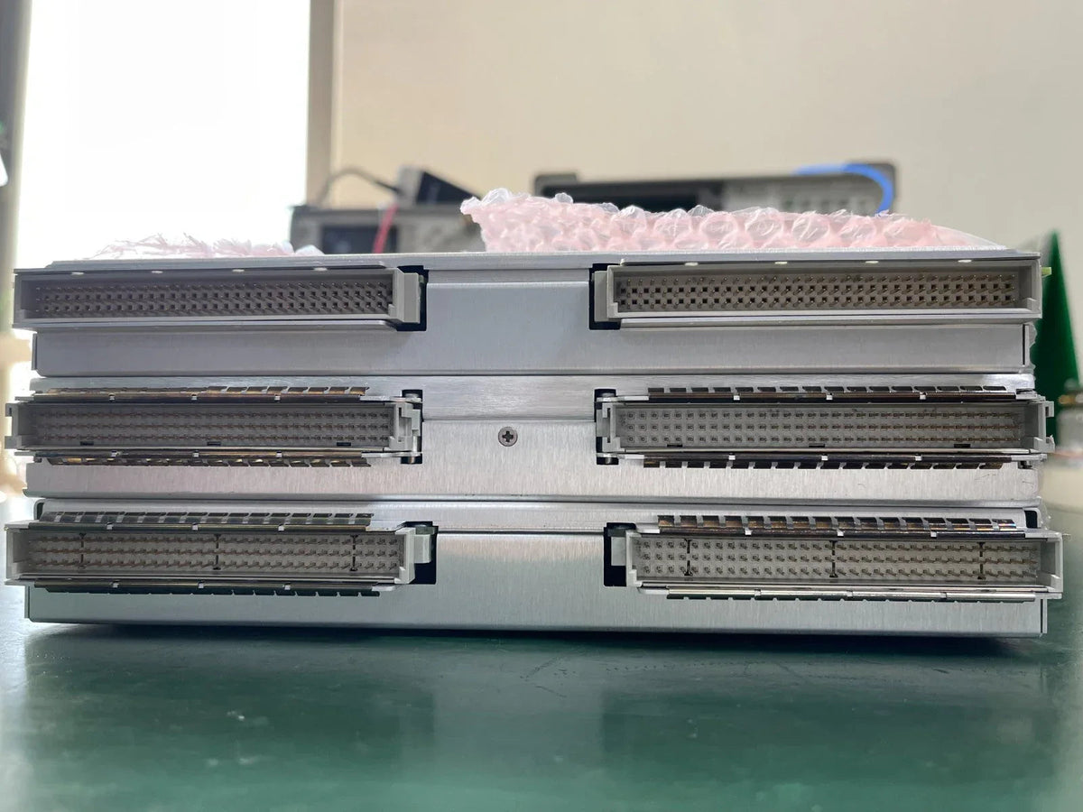 Agilent VXI 89605A E2730A E1439A Modular Test Instruments