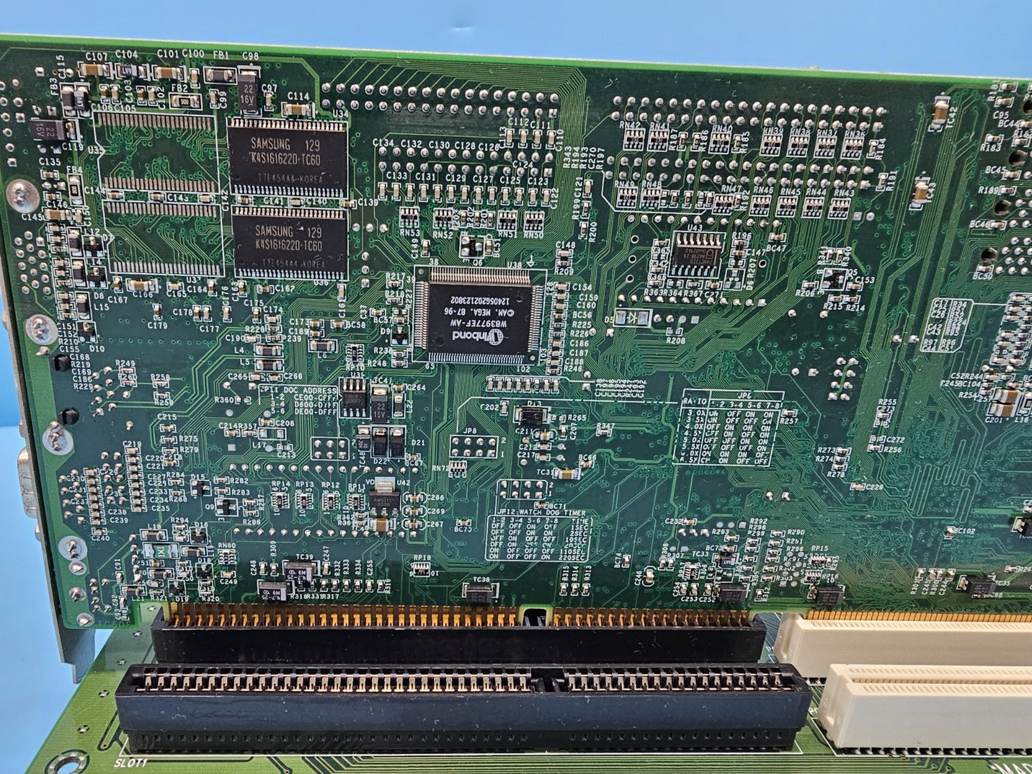 Rocky-3702EV-R4 Single Board Computer