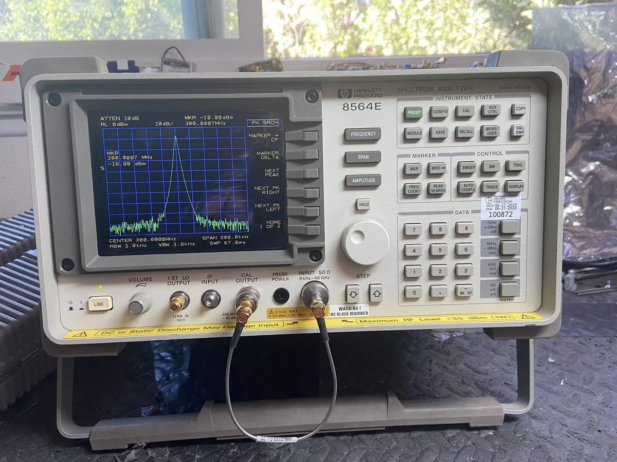 HP Agilent 8564E 40GHz Spectrum Analyzer Color LCD