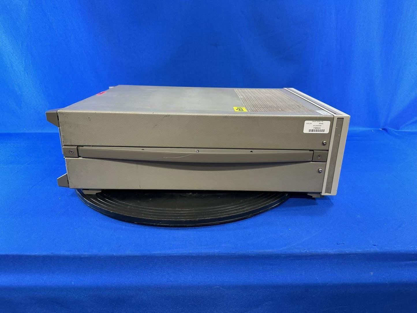 Agilent 8644B RF Generator w/ Opt 005