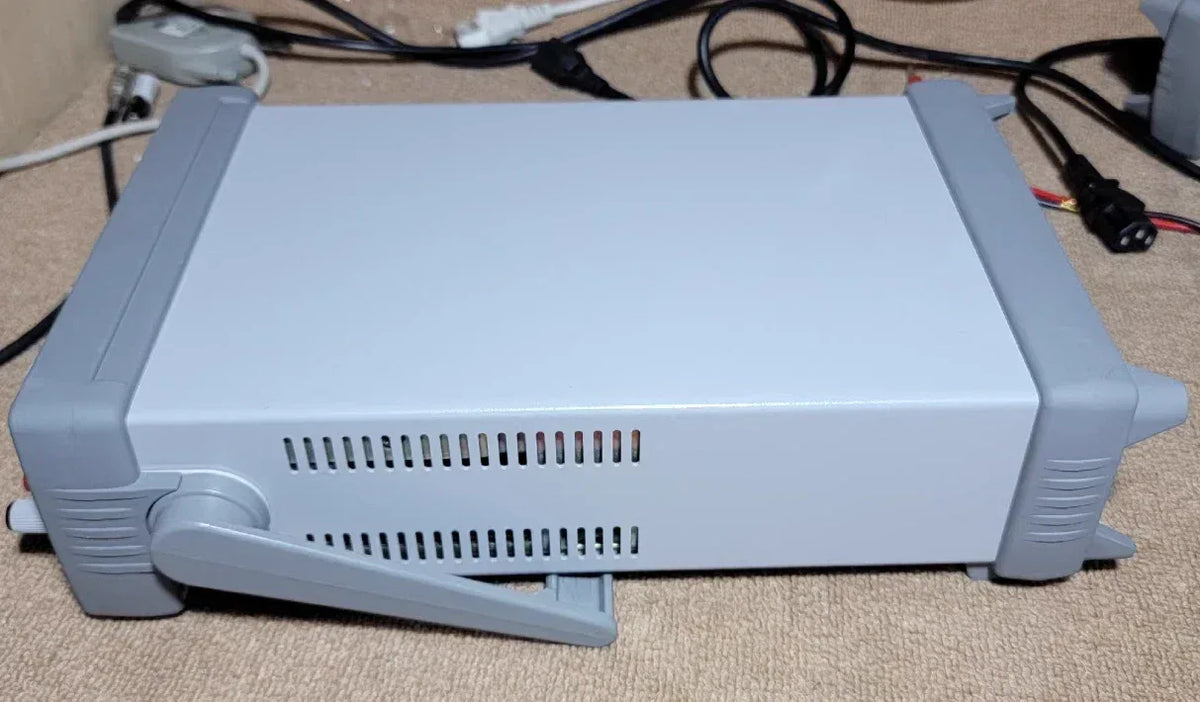 Keysight Agilent E3642A 0-8V/5A 0-20V/2.5A Power Supply