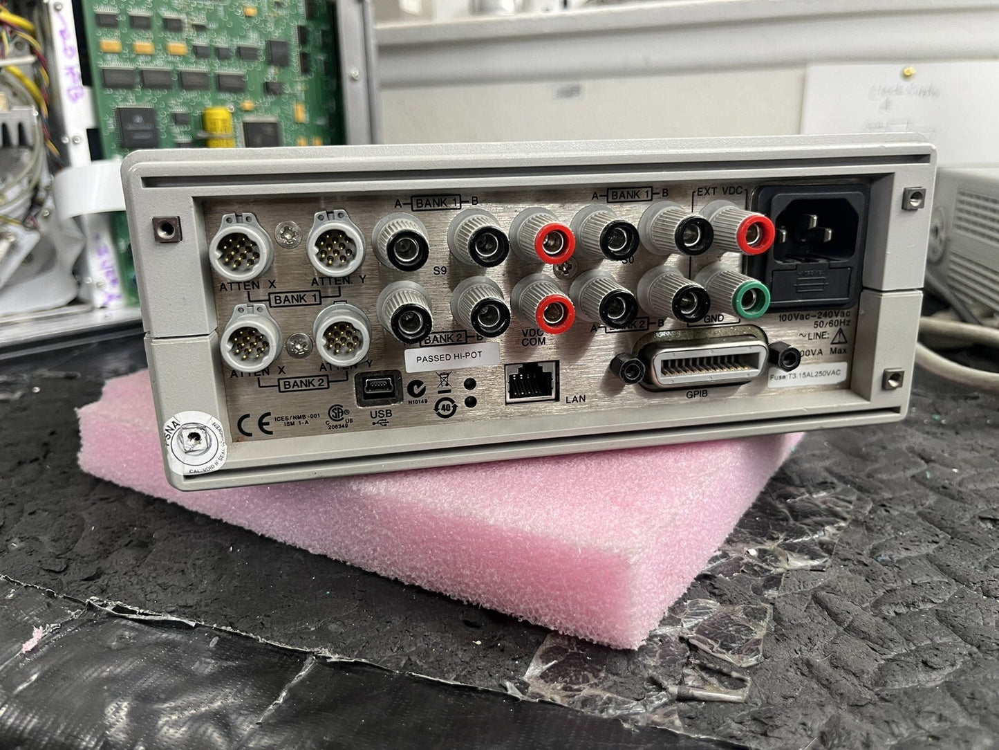 Agilent LXI 11713C Attenuator Switch Driver +5/+15/+24V 2 Banks