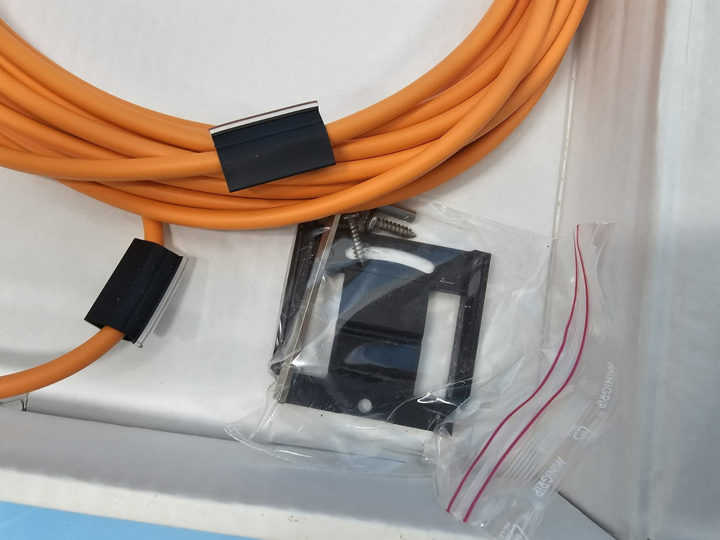 New Vaisala GMT222 Carbon Dioxide Transmitter