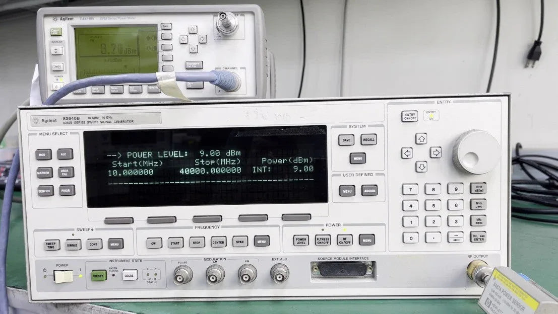Agilent 83640B 40GHz Synthesized Signal Generator