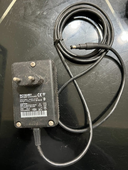 Used Fluke BC190/801 Charger for ScopeMeter