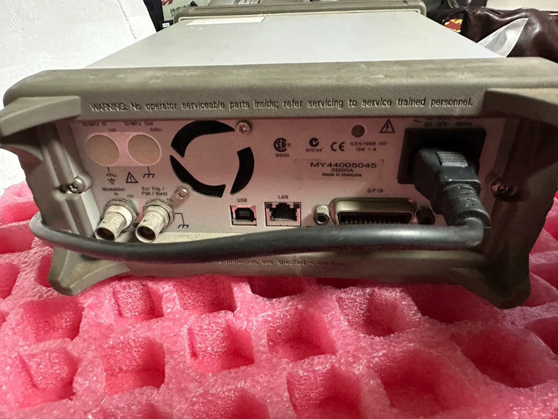 Used Agilent 33220A 20MHz Function Generator