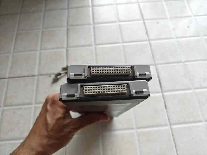 Used Agilent 34905A 2GHz Dual 4-Ch RF Multiplexer
