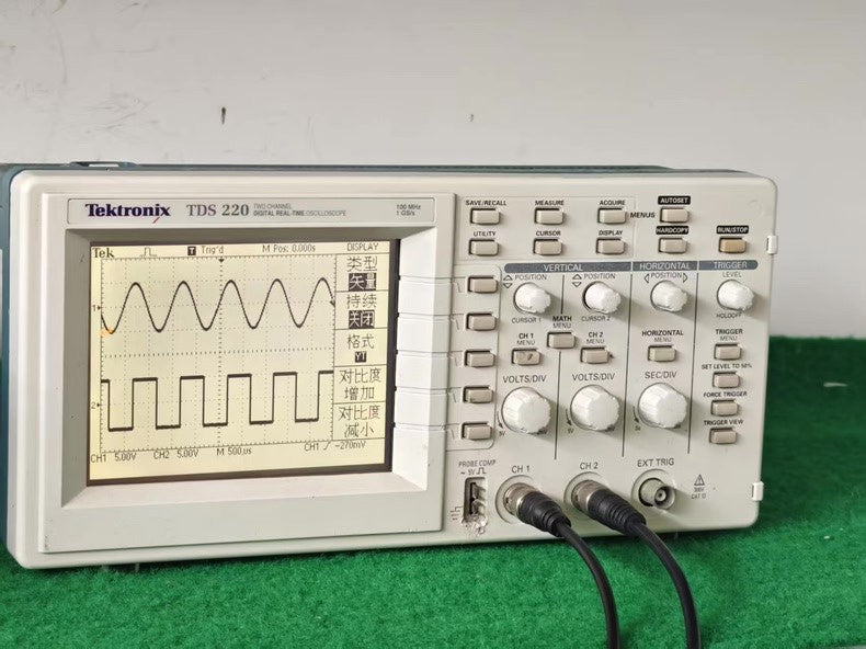 Used Tektronix TDS220 100MHz Oscilloscope