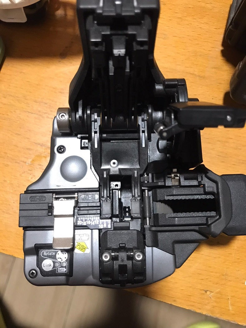 Fujikura CT-50 Optical Fiber Cleaver Precision Tool