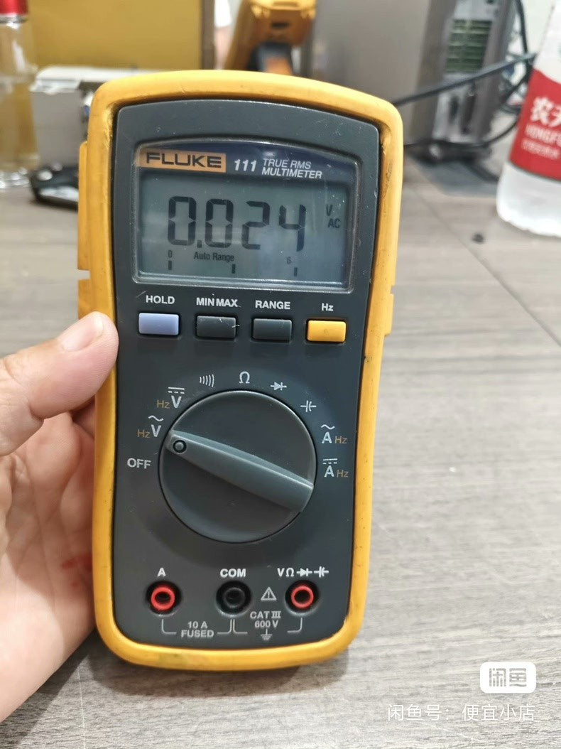 New Fluke 111 True RMS Compact Digital Multimeter