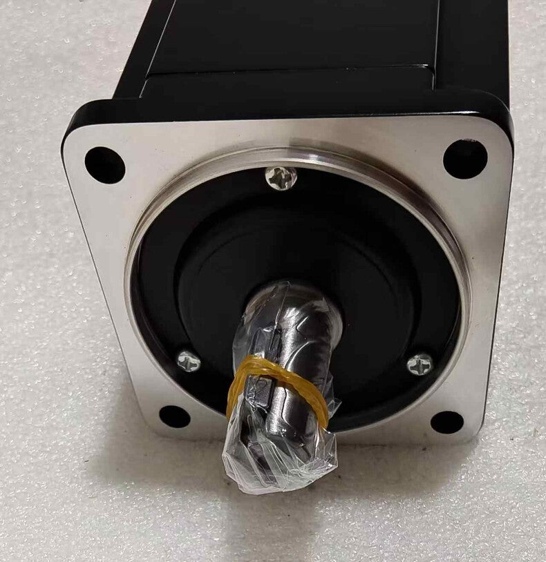 New Yaskawa SGMAV-08ADK-HA21 750W AC Servo Motor 200V 3000RPM