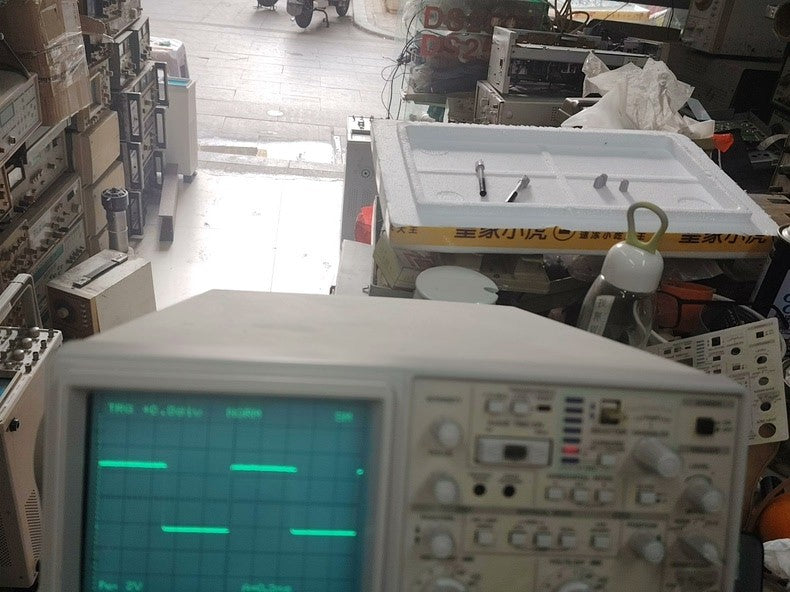 Hitachi VC-6545 2CH 100MHz Hybrid Oscilloscope