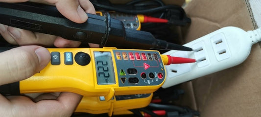 1PC Fluke T130 Voltage Continuity Tester 2-Pole Electrical Probe VDE Certified