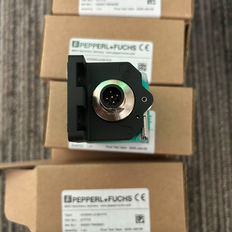 1PC New Pepperl-Fuchs UC4000-L2-E5-V15 Ultrasonic Sensor Original Sealed Box