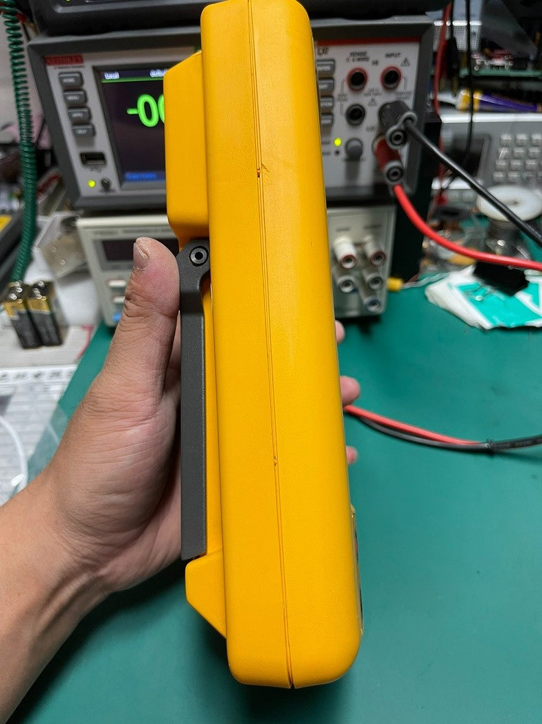 Used Fluke 744 Multifunction Process Calibrator