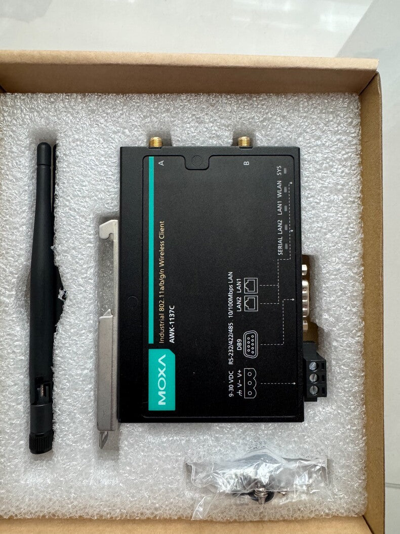 1PC New MOXA AWK-1137C-US Industrial Wireless Ethernet Bridge Wi-Fi Transceiver