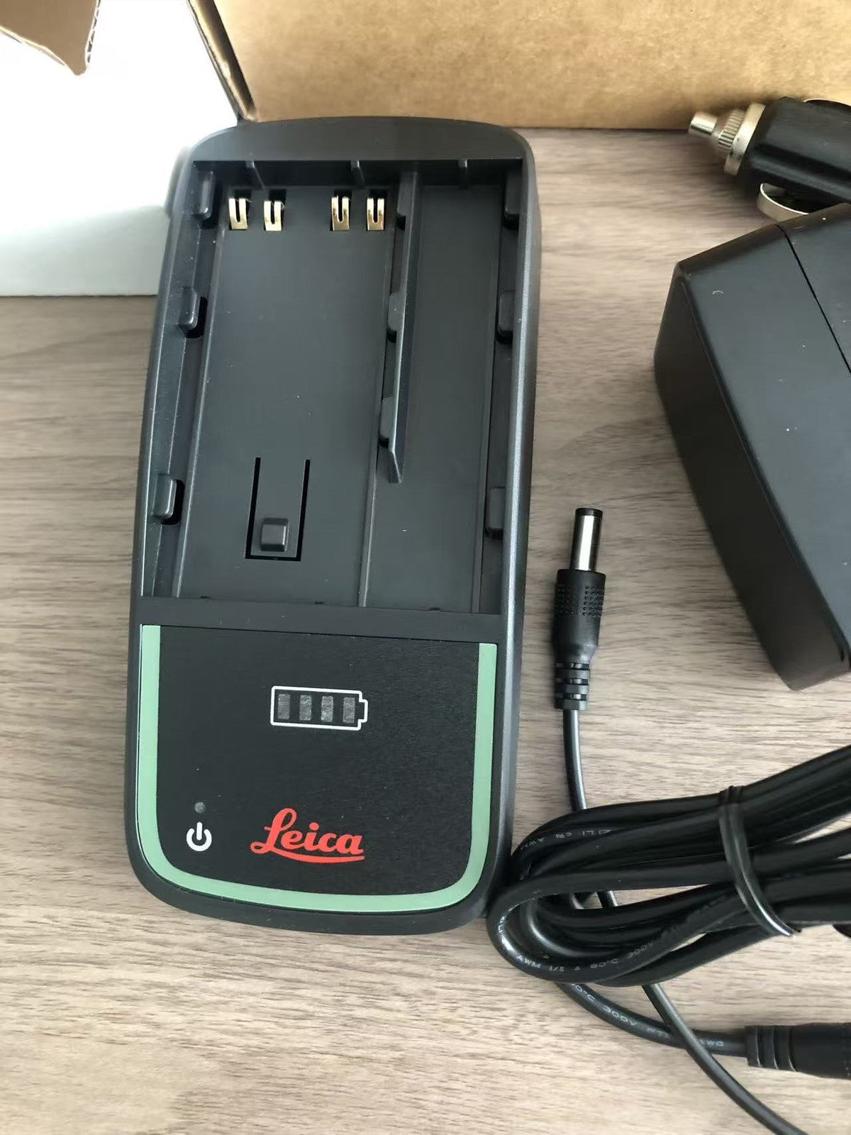 New GKL311 Battery Charger Leica GEB211/212/221/222