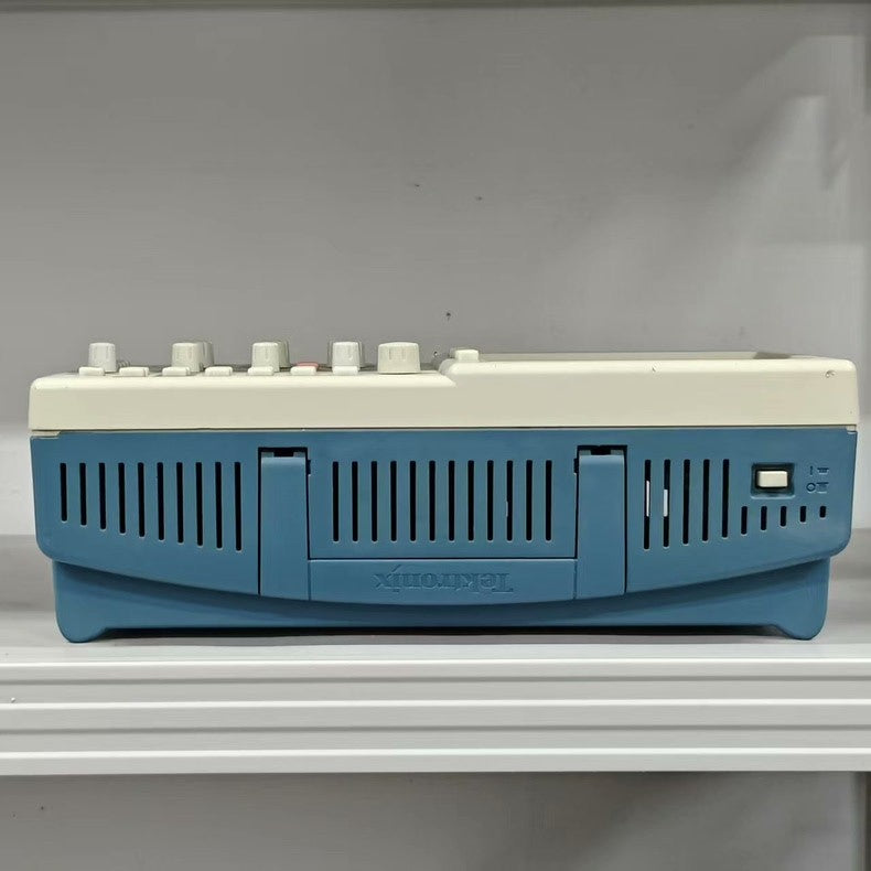 Tektronix TDS2022B Digital Oscilloscope 200MHz 2-Channel