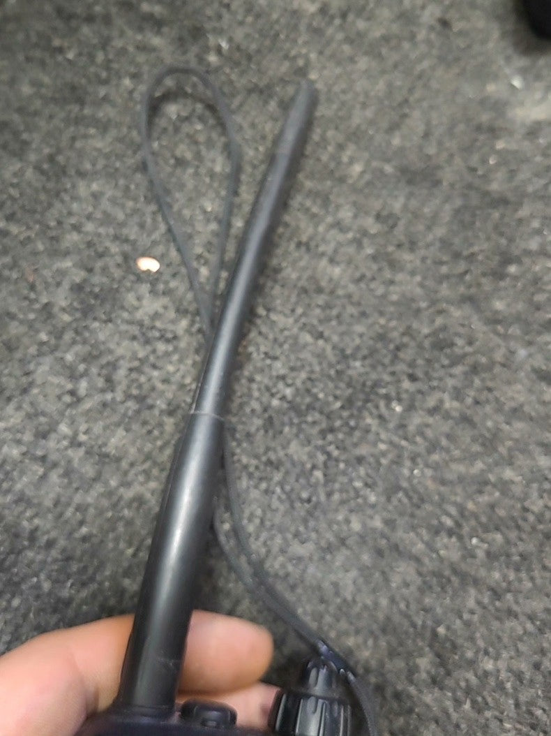 1PC Used Yaesu VX-7R Walkie Talkie with Battery Antenna & Charging Cable
