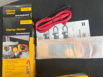 Fluke 301C Digital AC Clamp Meter 600A/600V
