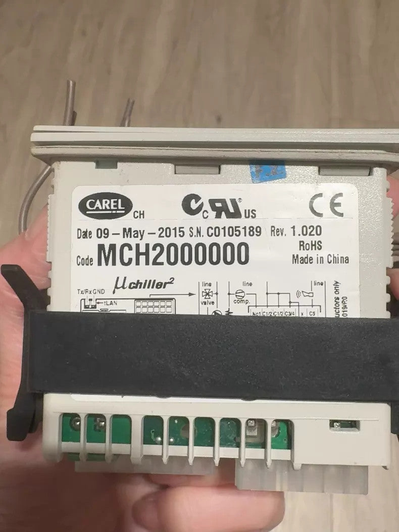 Used CAREL MCH2000000 Chiller Temperature Controller