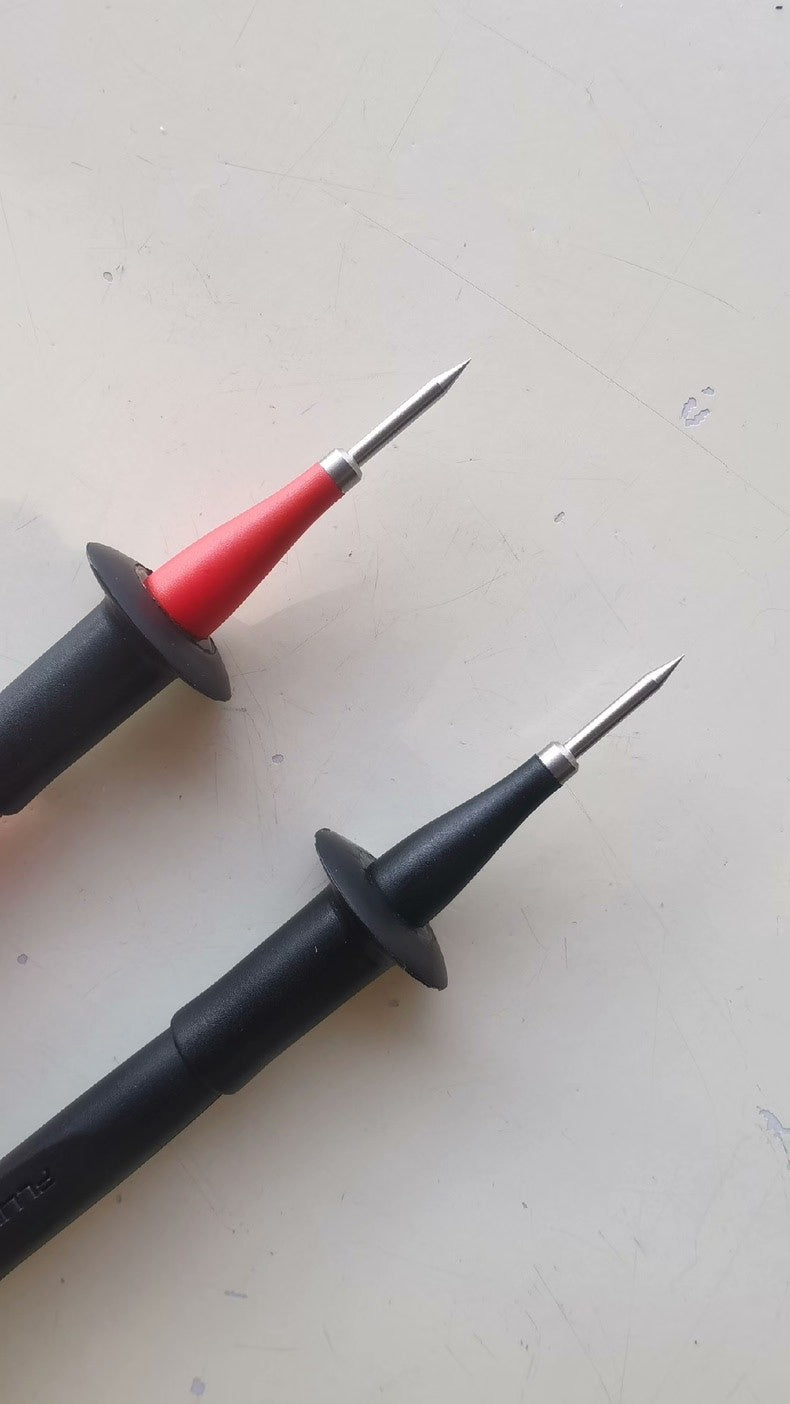 New Fluke TP220 SureGrip Test Probes