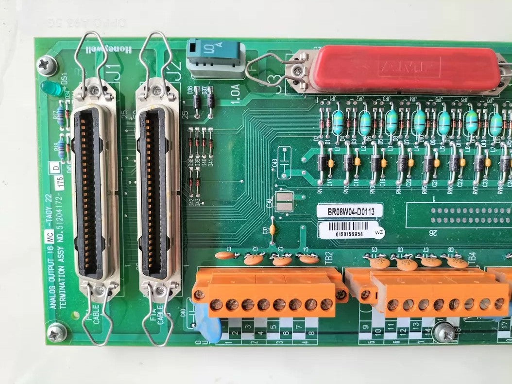 Honeywell 51204172-175 MC-TAOY22 16-Channel Analog Output Module