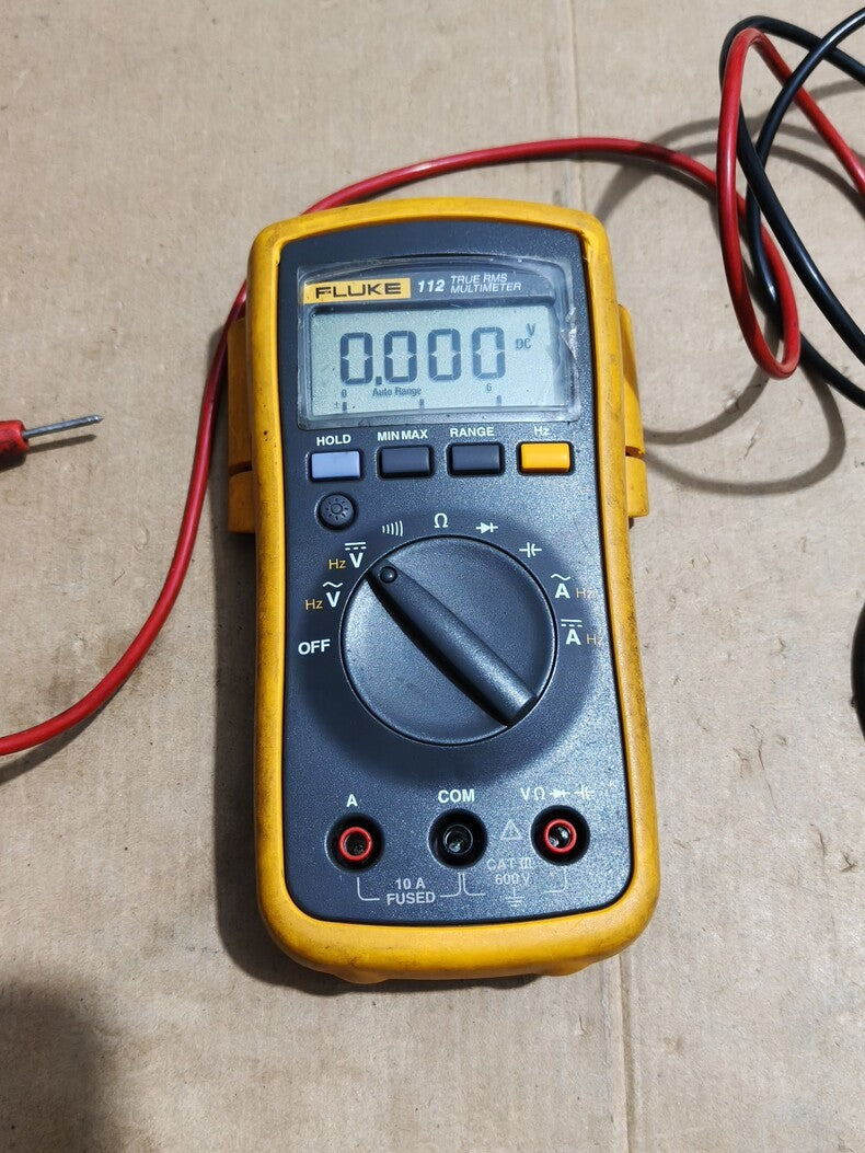 Used Fluke 112 True RMS Handheld Digital Multimeter