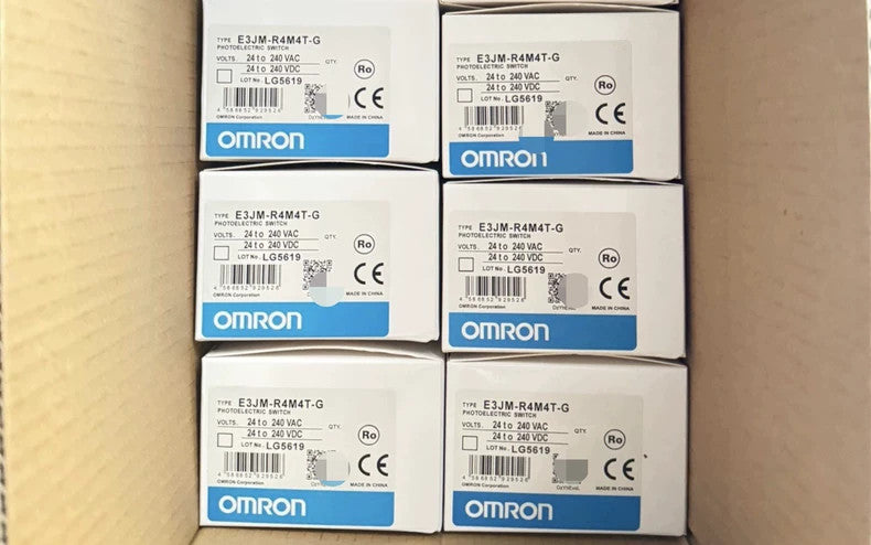 New Omron E3JM-R4M4T-G Photoelectric Sensor Switch
