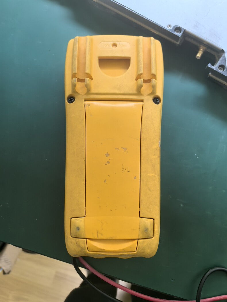 Used Fluke 175 3.5-Digit True-RMS Digital Multimeter
