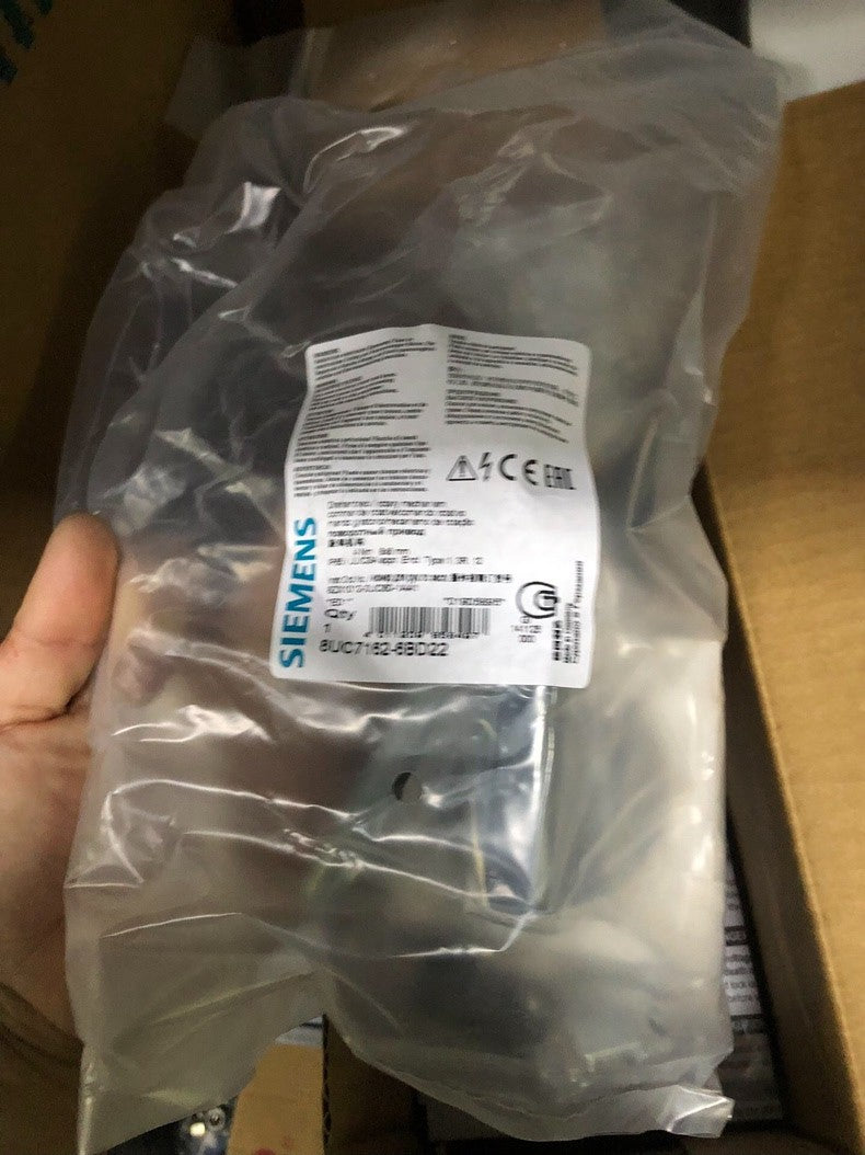 New Siemens 3VL9300-3HF05 Industrial Circuit Breaker