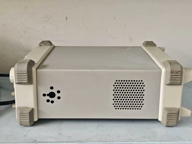 Used RIGOL DG1022U 20MHz Arbitrary Waveform Generator