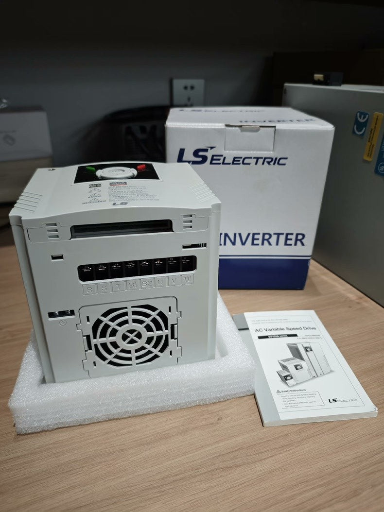 New LS LG SV037iG5A-4 3.7kW VFD Inverter