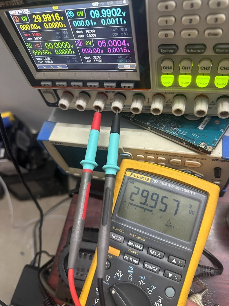 Used Fluke 187 TRMS Logging Multimeter