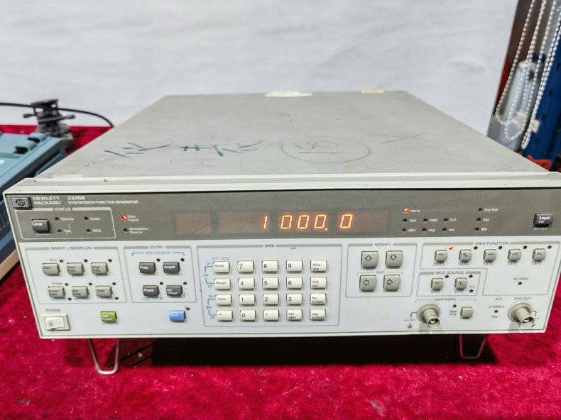 Used HP Agilent 3325B Synthesizer Function Signal Generator