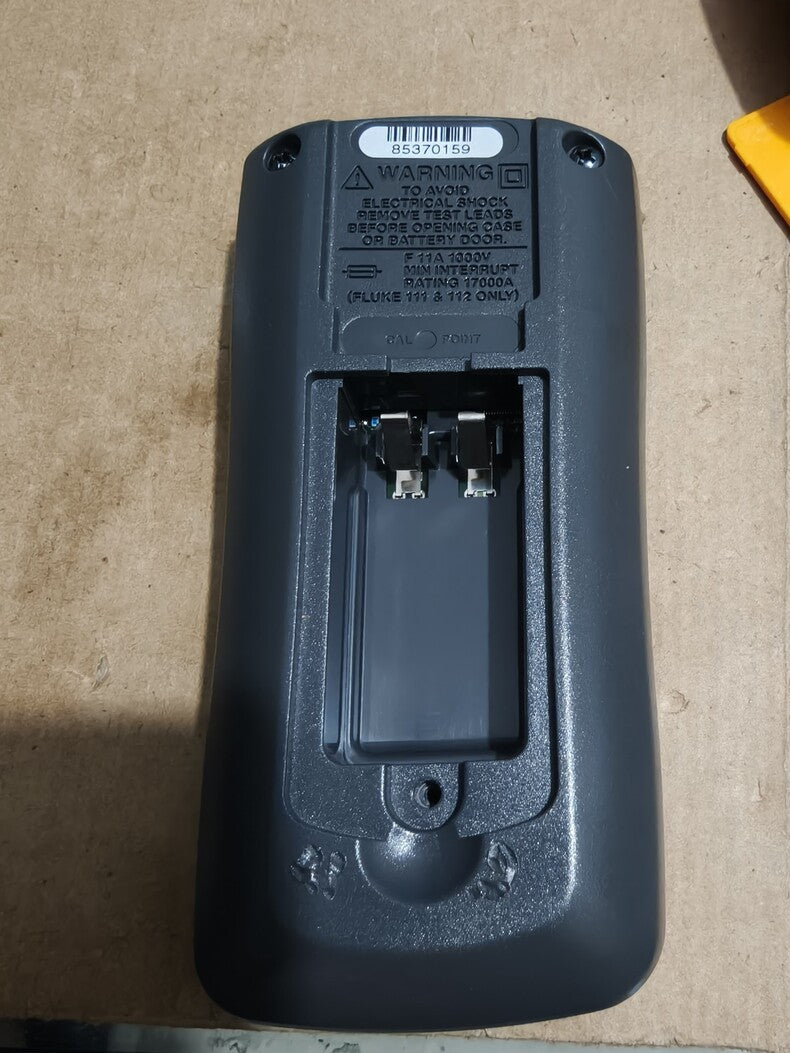 Used Fluke 112 True RMS Handheld Digital Multimeter