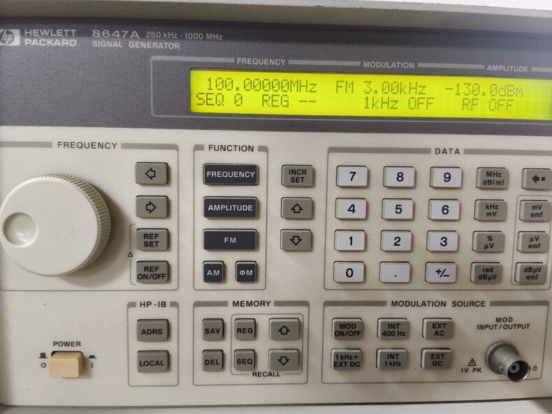 Used HP Agilent 8647A RF Signal Generator 250KHz-1GHz
