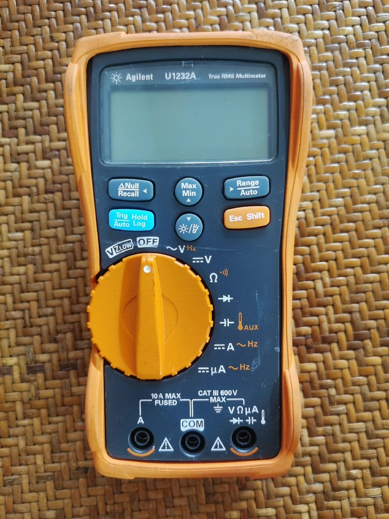 Used Keysight Agilent U1232A 3.5 Digit Handheld DMM