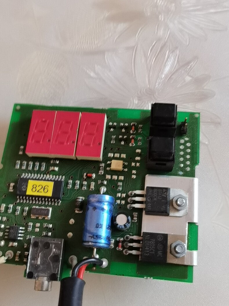 Used Weller WSD81 80W Soldering Station