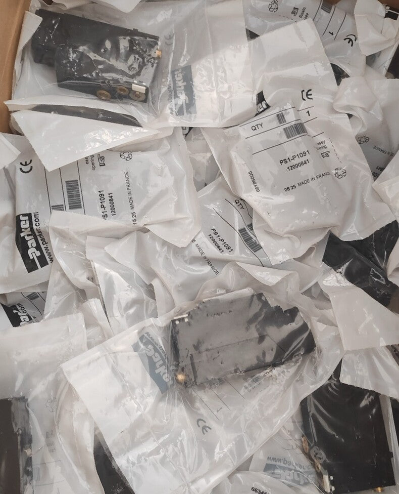 New Parker PS1-P1091 Pneumatic Solenoid Valve