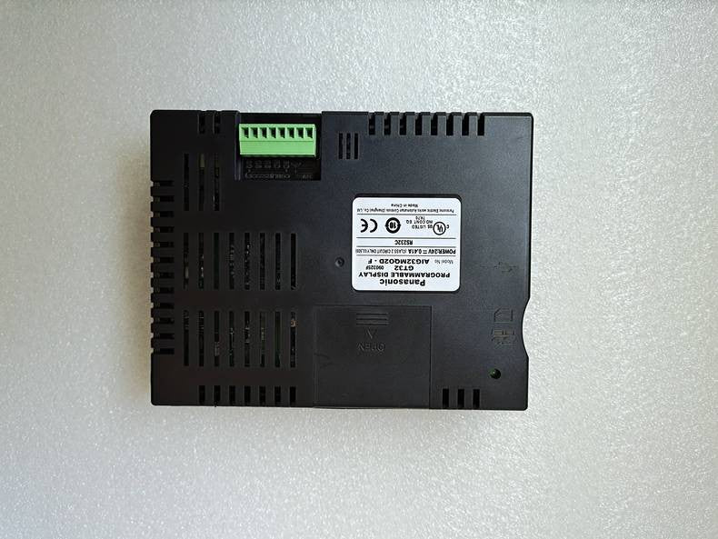 1PC New Panasonic GT32 Series AIG32MQ02D-F Touchscreen Operator Display Unit