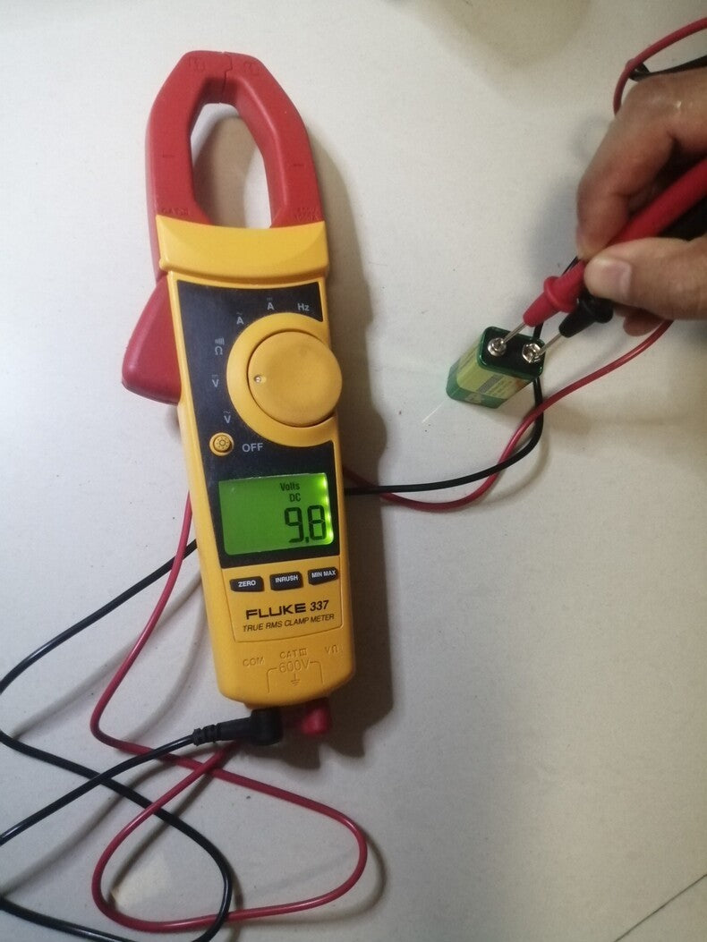 Used Fluke 337 True RMS AC/DC Clamp Meter