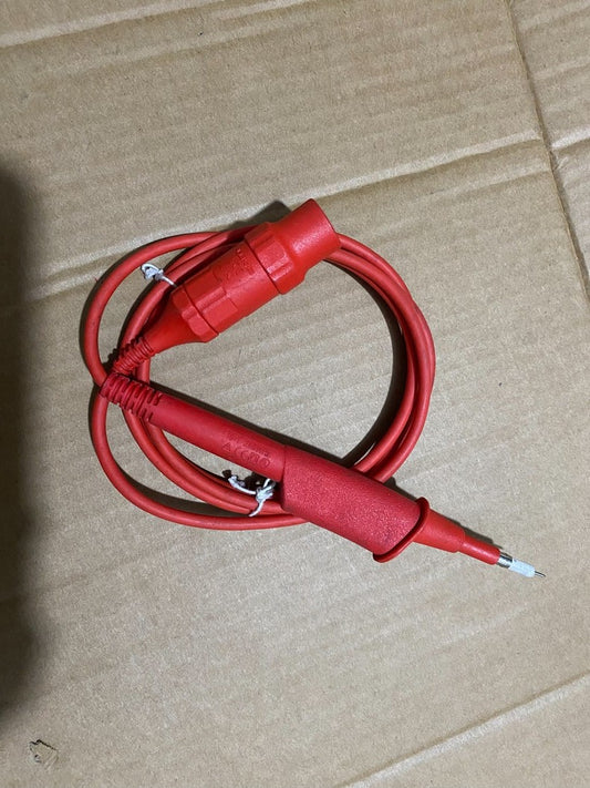 Used FLUKE VP210 Red 200MHz Voltage Probe Test Lead Set